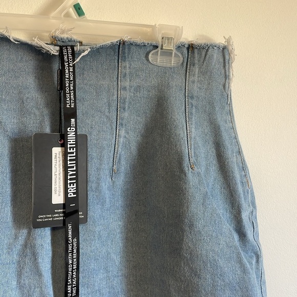 NWT Denim Skirt PLT PrettyLittleThing 10 Blue Fray High Button Jean Edgy Casual - Picture 8 of 14